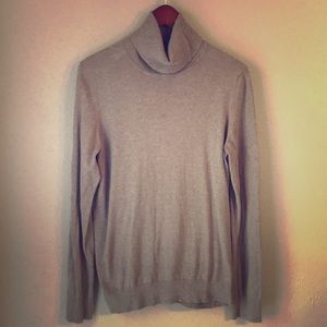 Khaki turtle neck sweater